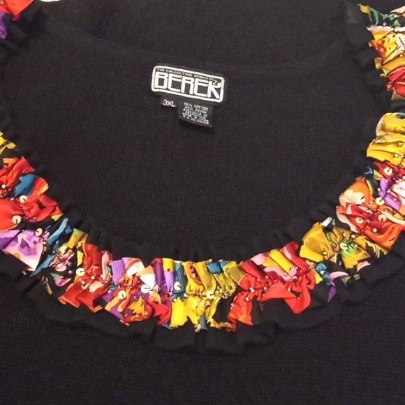 The Collective Works of Berek 2 Black Tank & Multi Color Neckline in Size 3XL - Picture 5 of 5